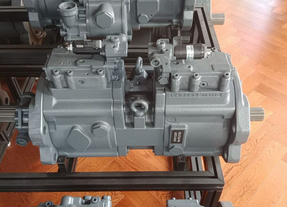 Главный гидравлический насос VOLVO EC210D K3V112DTG1E05-V Главный гидравлический насос VOLVO EC210D K3V112DTG1E05-V